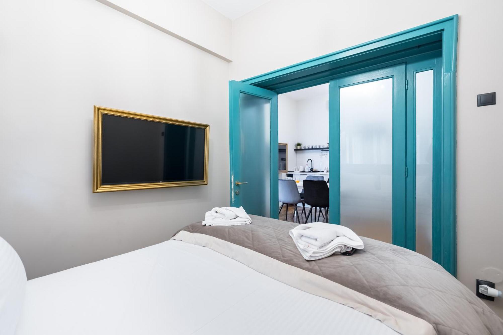 Highline Downtown Residences 6 Persons Family Apartment Bukarest Eksteriør billede
