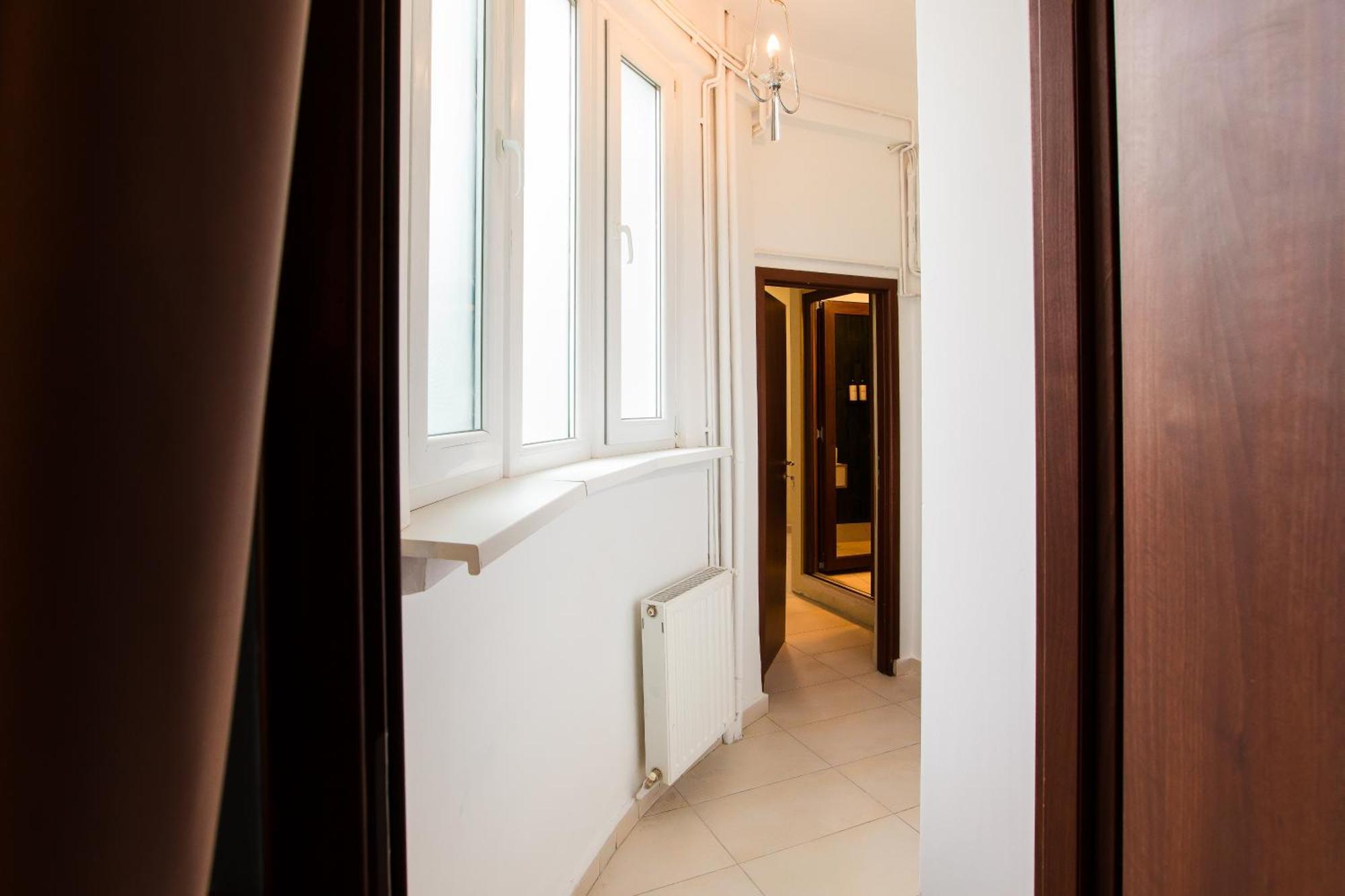 Highline Downtown Residences 6 Persons Family Apartment Bukarest Eksteriør billede