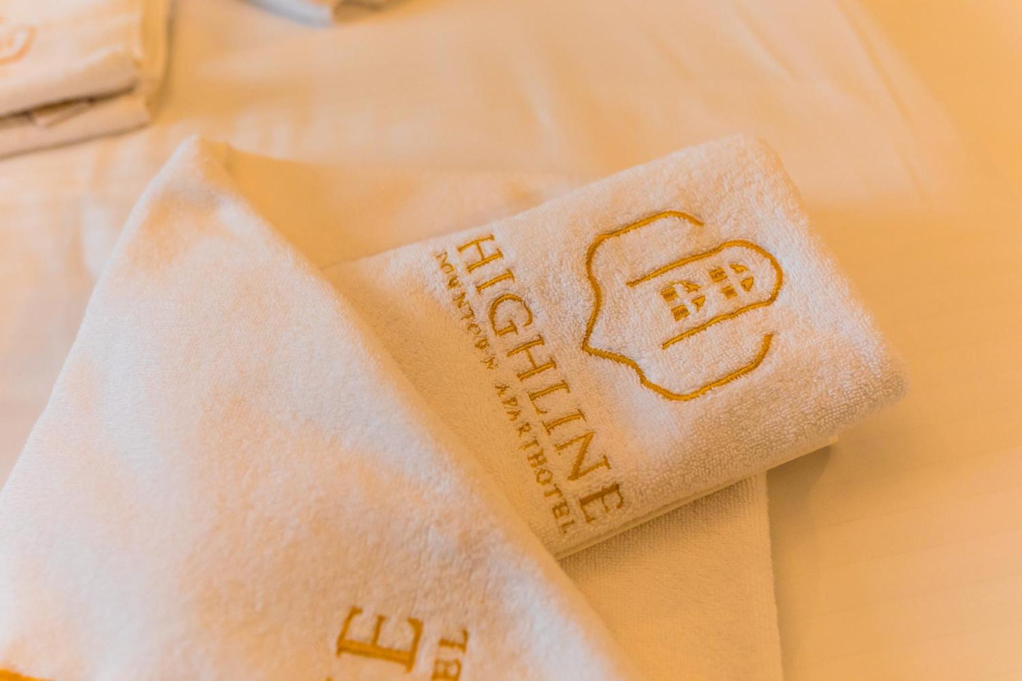 Highline Downtown Residences 6 Persons Family Apartment Bukarest Eksteriør billede
